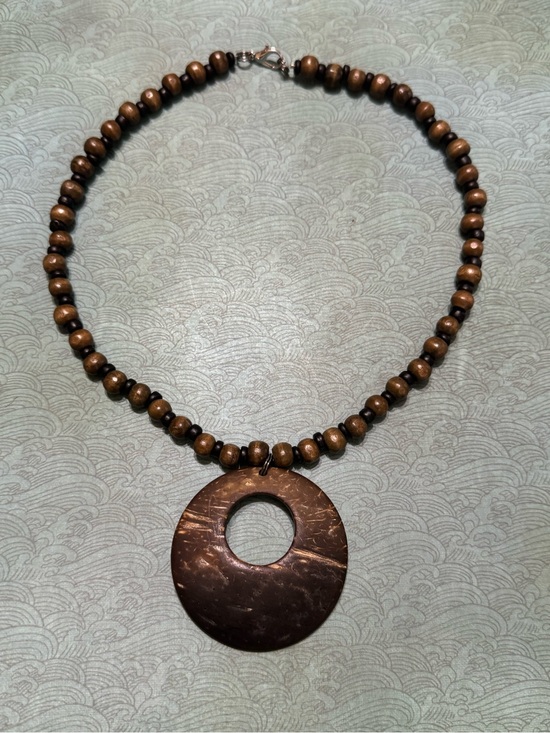 Jewelry - COCONUT NECKLACE